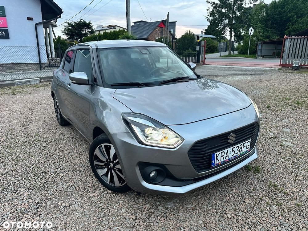 Suzuki Swift 1.2 SHVS Premium Plus - 4