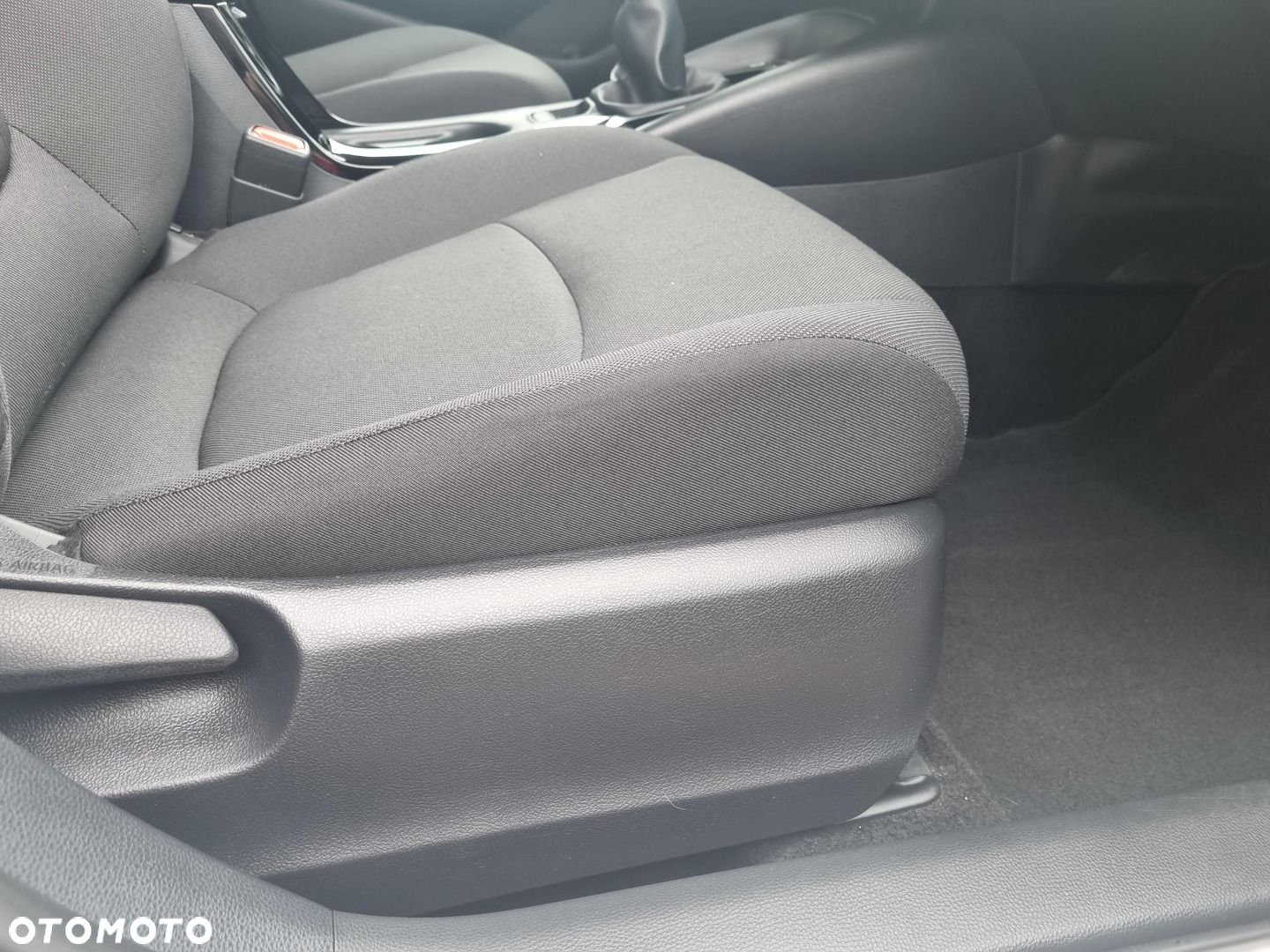 Toyota Corolla 1.5 Comfort - 26