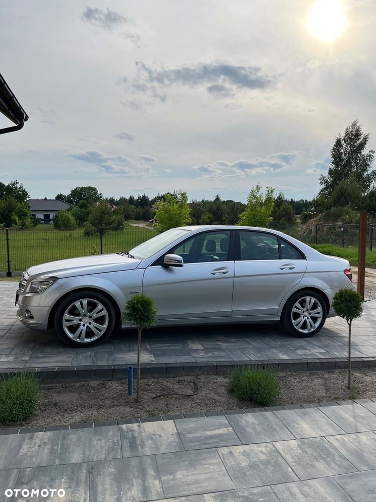 Mercedes-Benz Klasa C 180 K BlueEff Avantgarde - 6