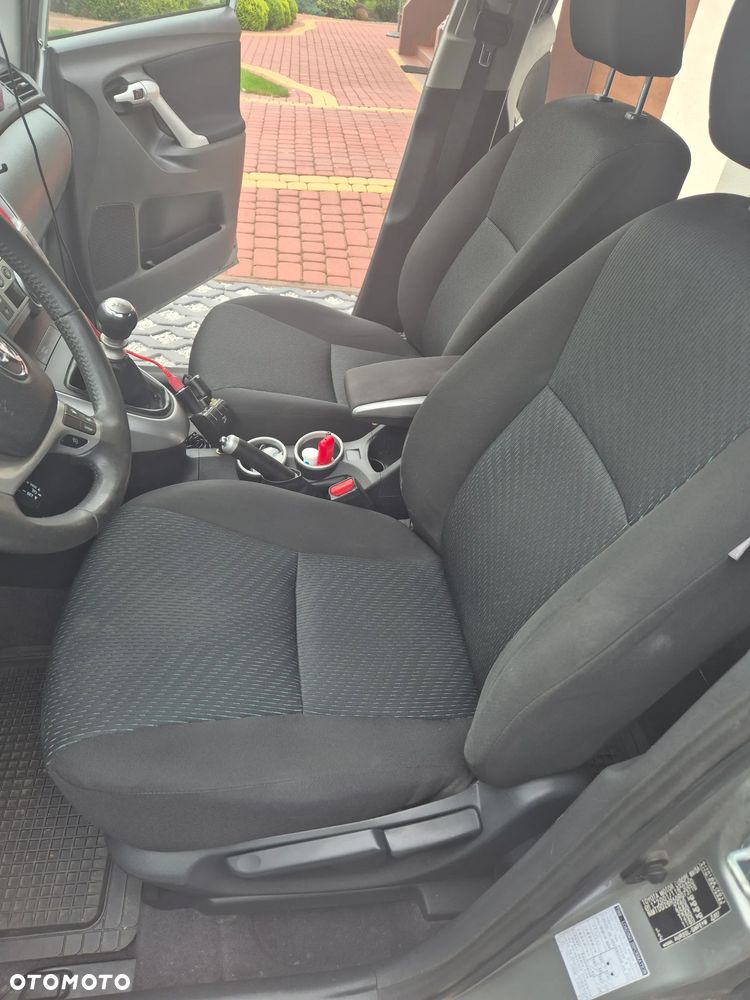 Toyota Verso - 15