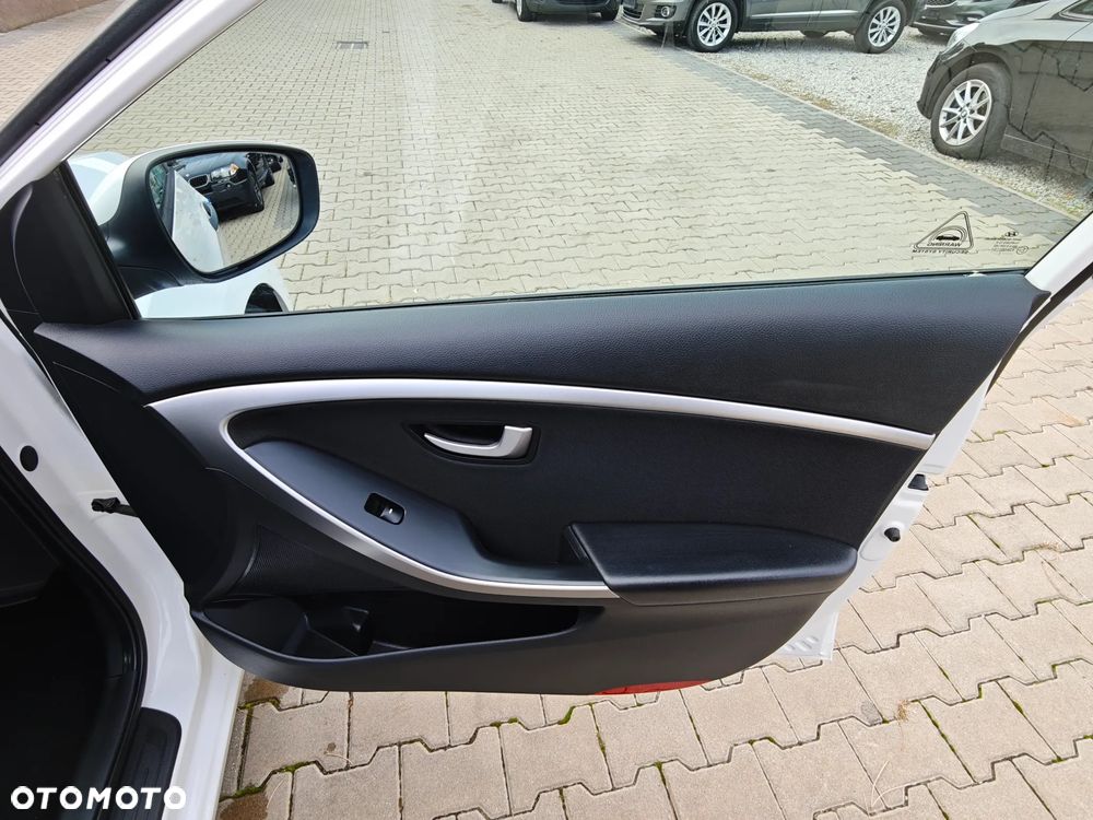 Hyundai i30 1.4 Classic - 32