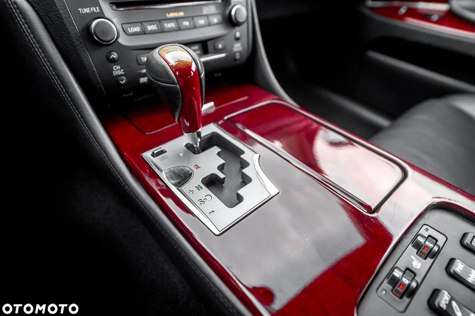 Lexus GS 450h Classic - 37