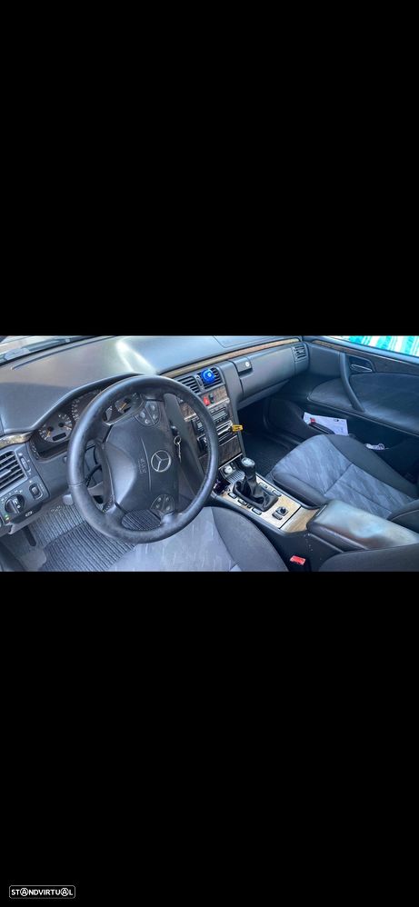 Mercedes-Benz E 270 CDi Avantgarde - 6