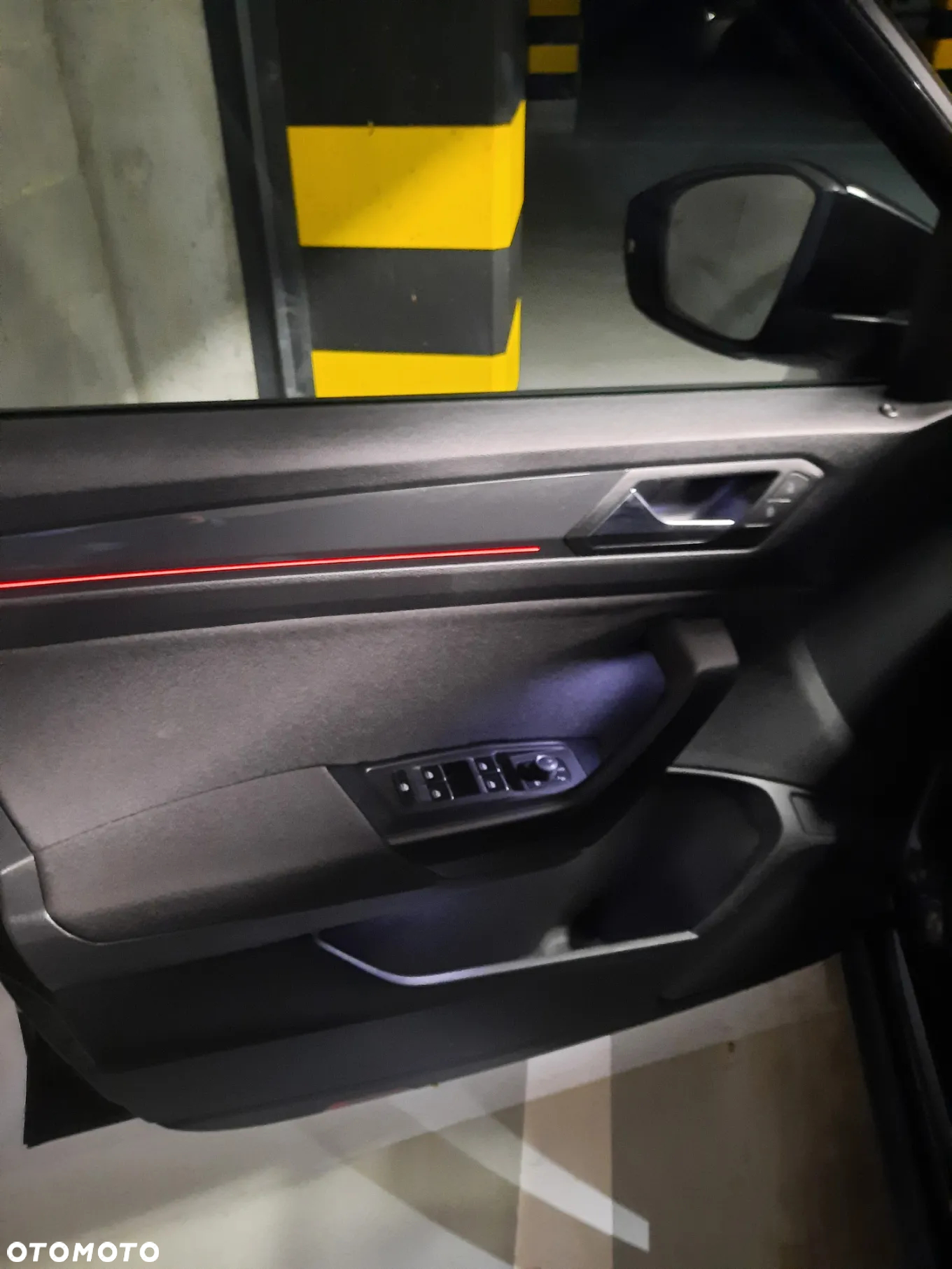 Volkswagen T-Roc 1.5 TSI ACT Premium - 12
