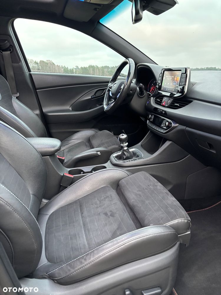 Hyundai i30 N 2.0 T-GDI Performance - 16