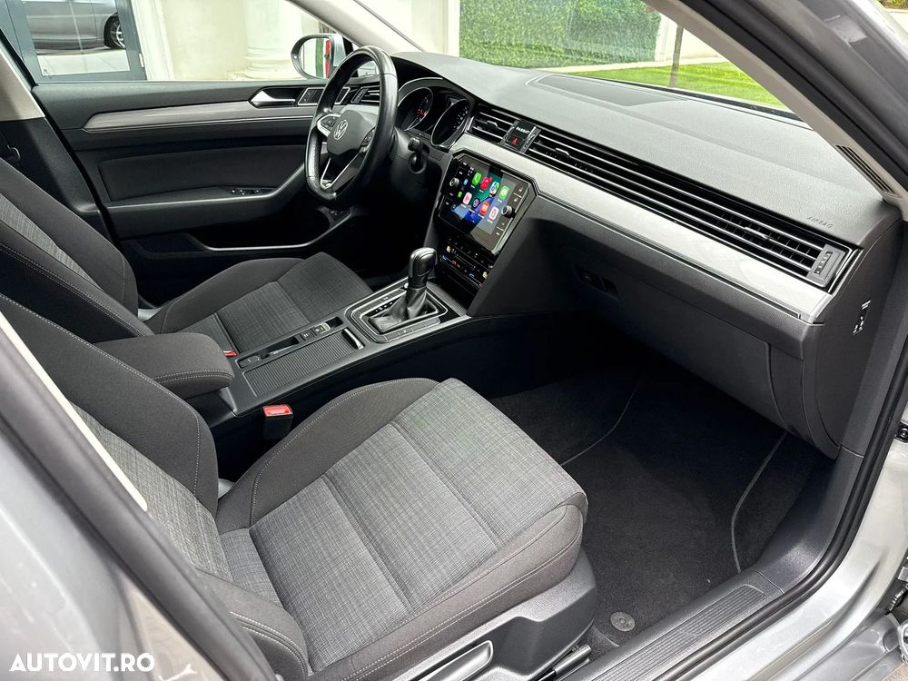 Volkswagen Passat 2.0 TDI SCR DSG Business - 4