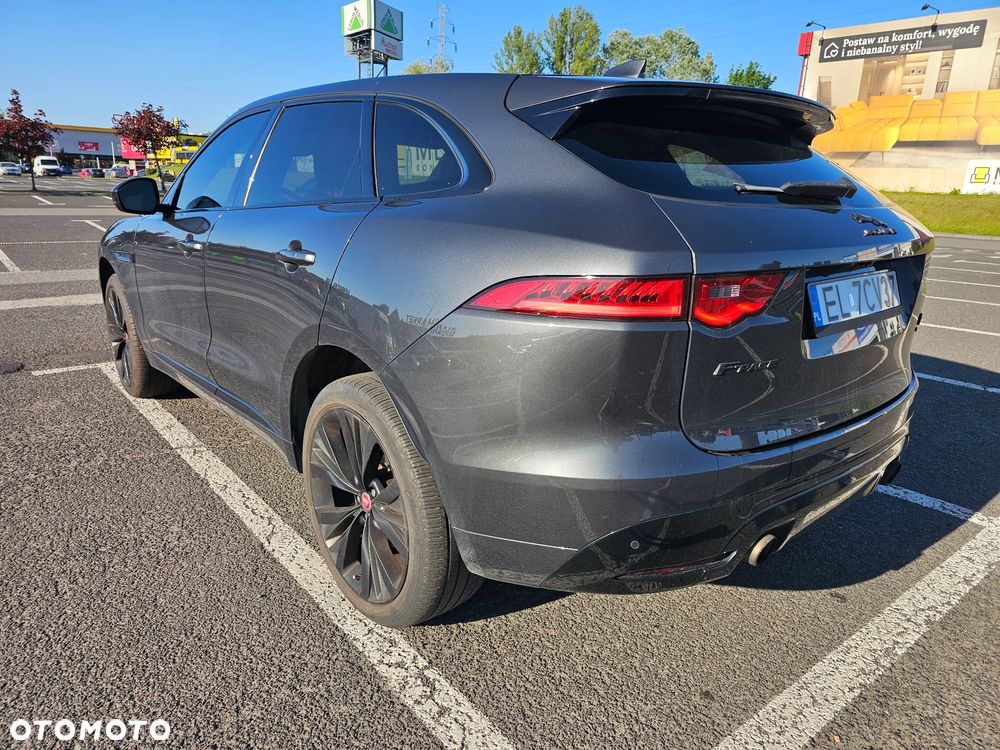 Jaguar F-Pace 3.0 V6 AWD S - 4