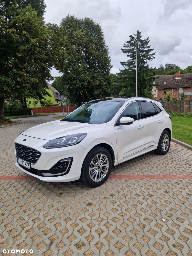 Ford Kuga - 1