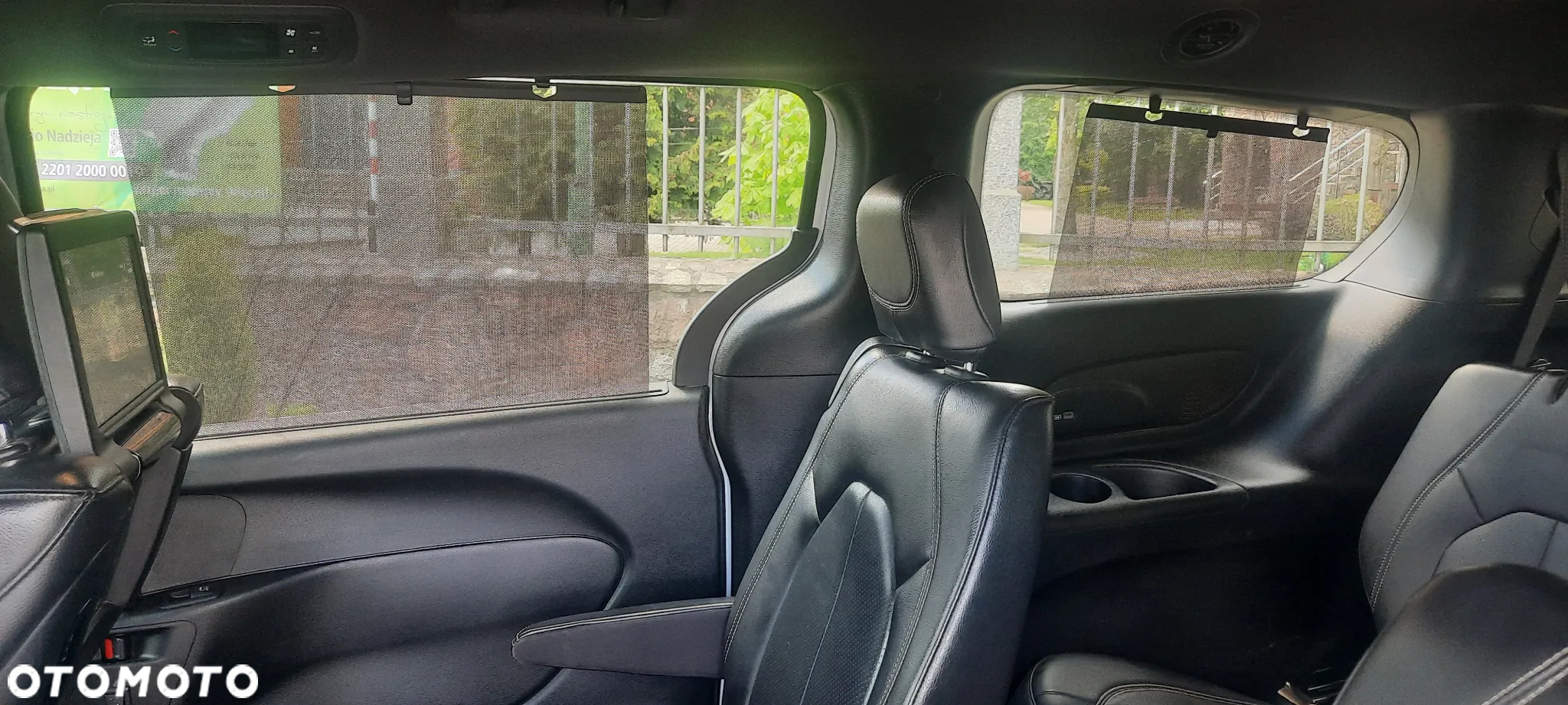 Chrysler Pacifica - 31