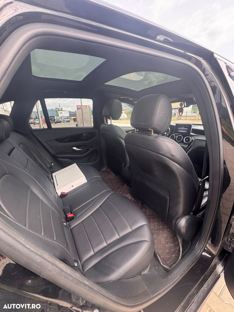 Mercedes-Benz GLC - 7