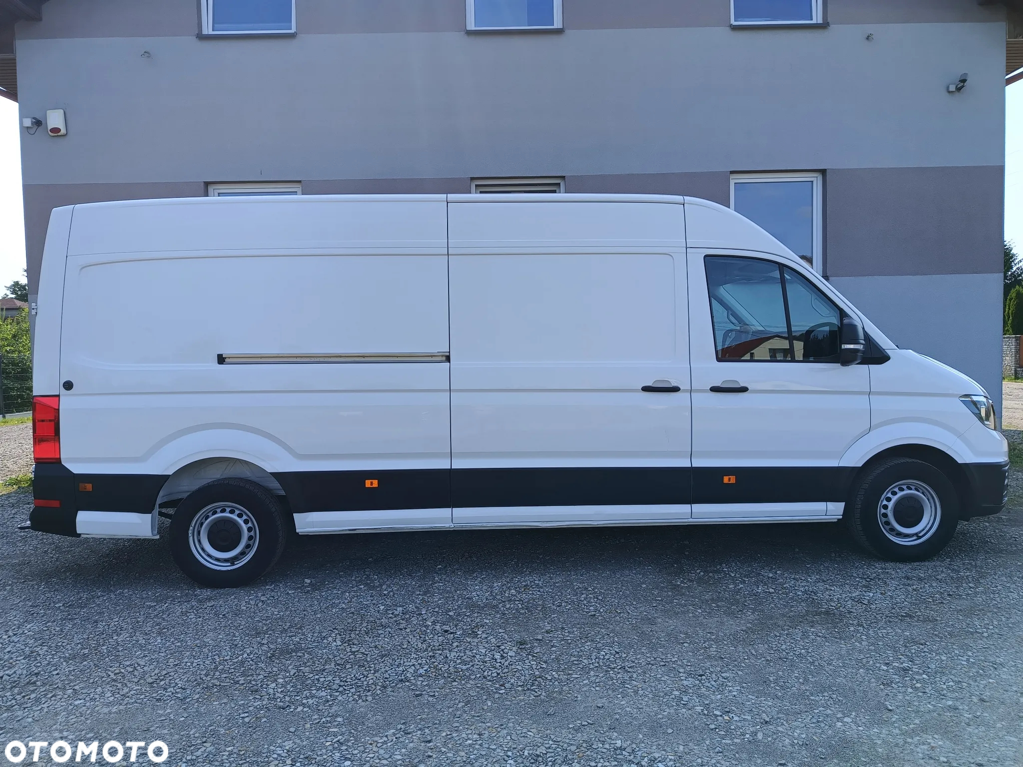 Volkswagen Crafter 3.180 Automat Długi - 4