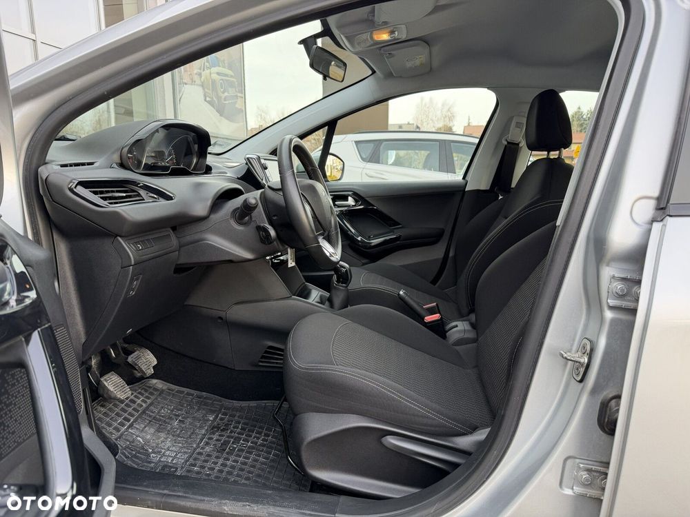 Peugeot 208 1.2 PureTech GPF Active S&S - 13