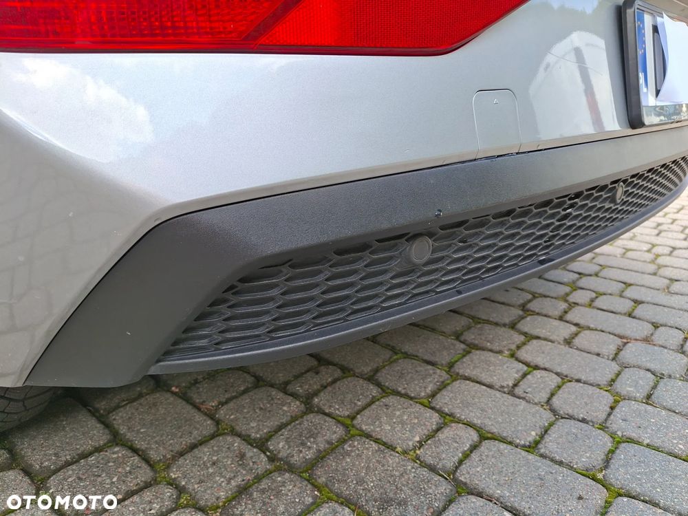 Hyundai i30 1.5 DPI Classic + - 12