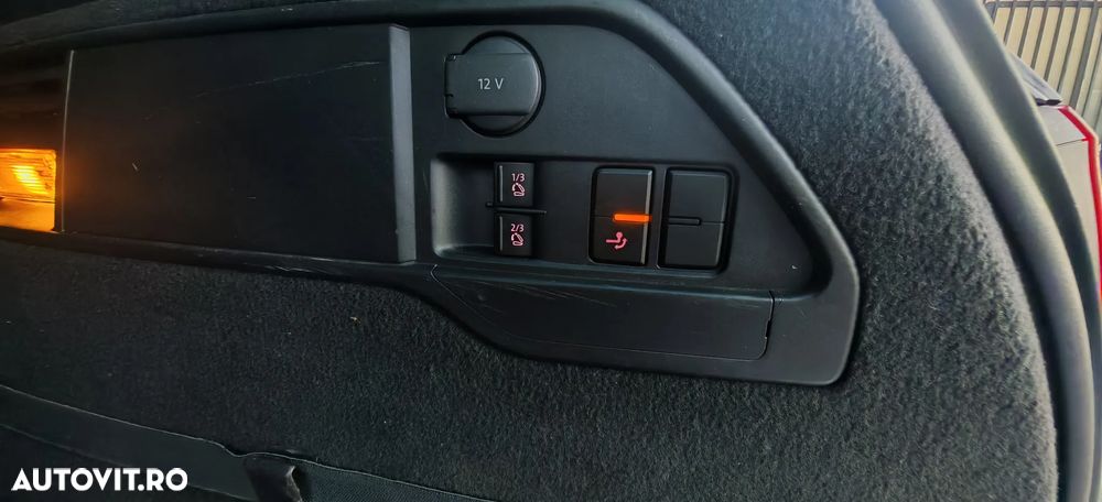 Volkswagen Touareg - 11