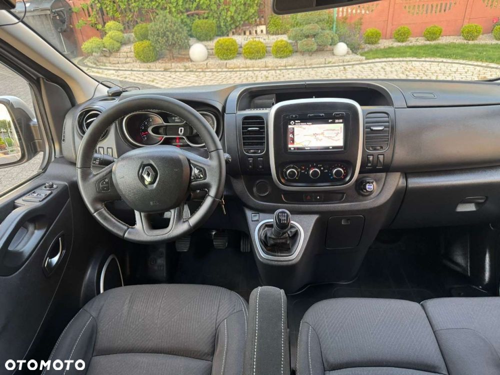 Renault Trafic - 26