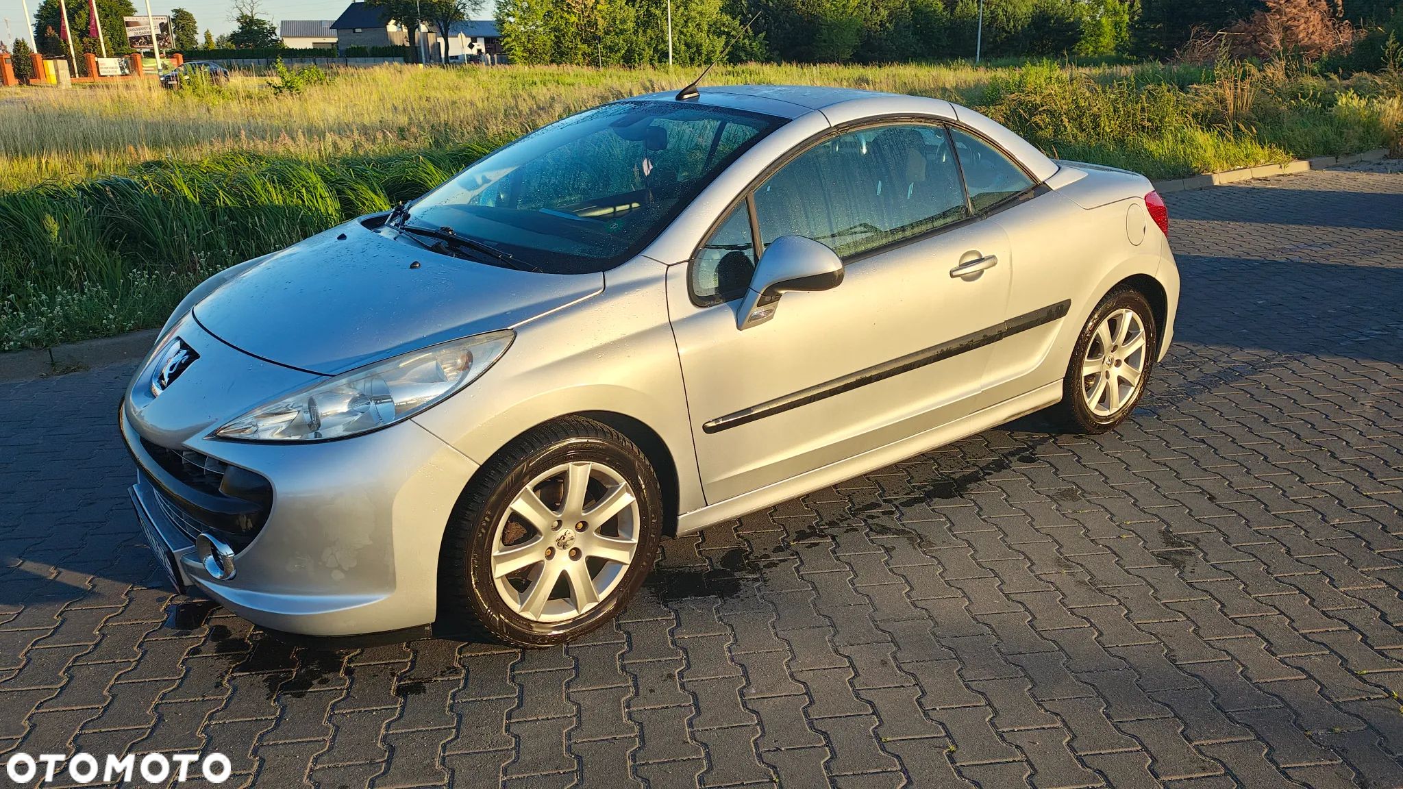 Peugeot 207 CC 1.6 Intense - 1