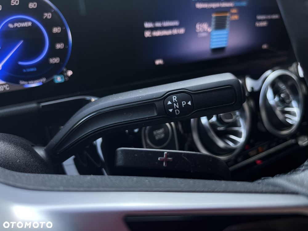 Mercedes-Benz EQA 250+ 70.5kWh Progressive - 24