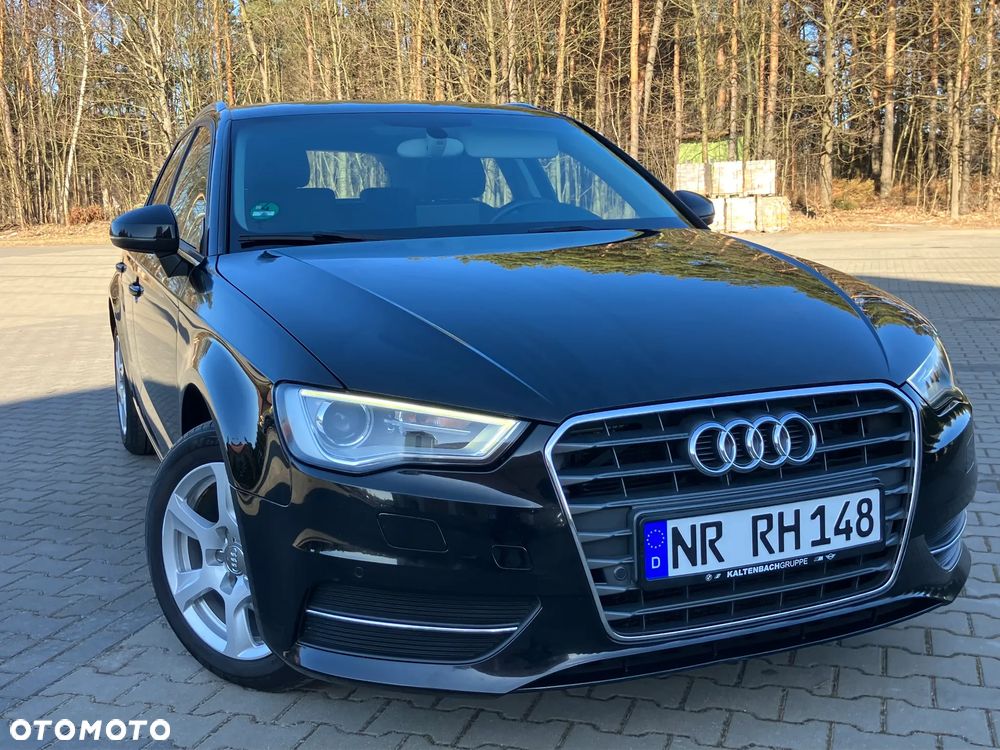 Audi A3 Sportback 2.0 TDI S line Sportpaket - 16