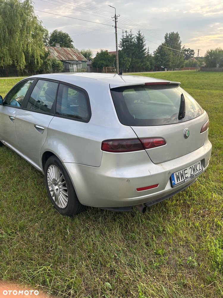 Alfa Romeo 159 - 5