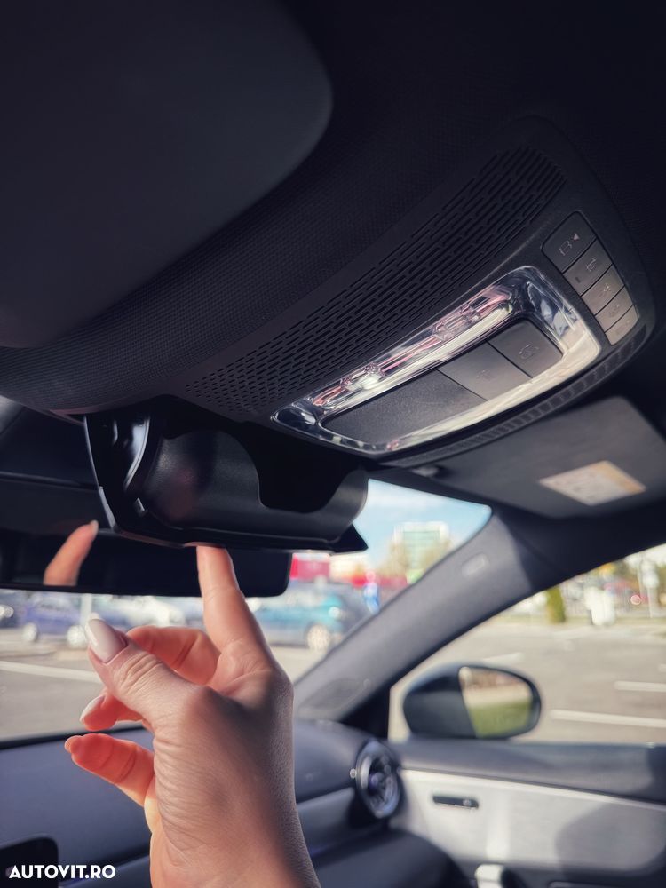 Mercedes-Benz A - 16