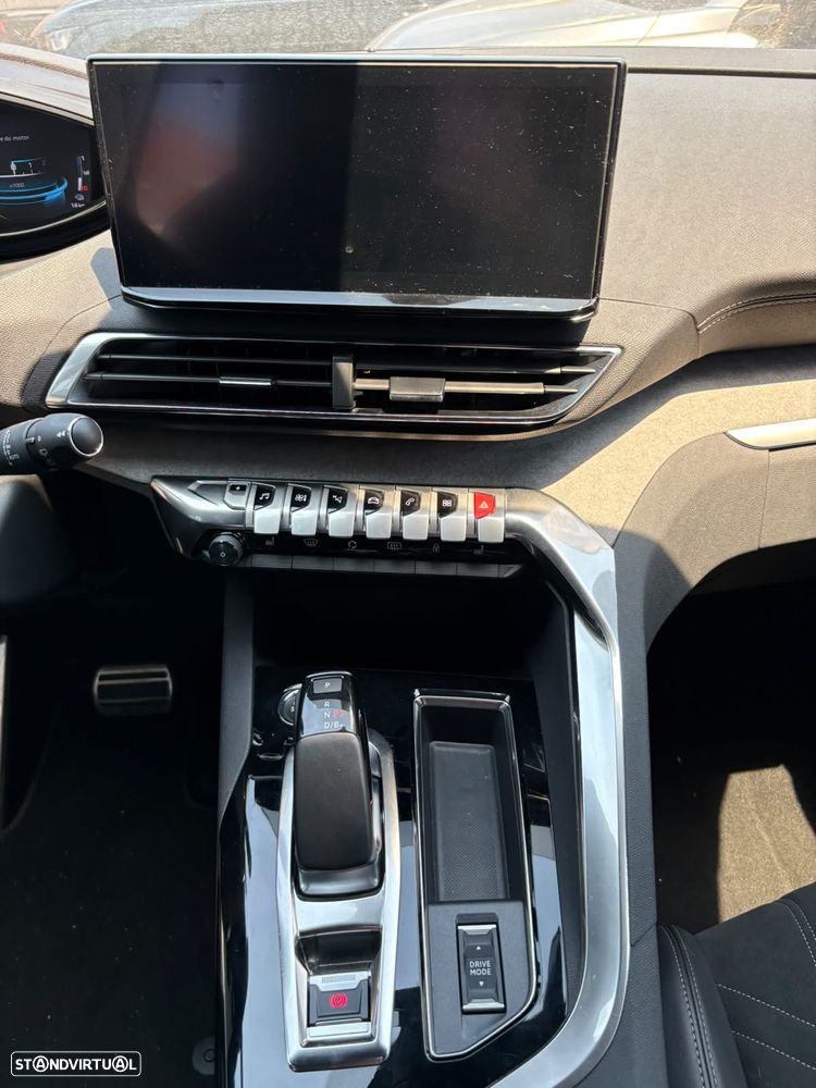 Peugeot 3008 1.6 Hybrid GT Pack e-EAT8 - 17