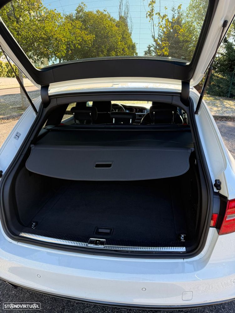 Audi A4 Avant 2.0 TDI S-line - 8