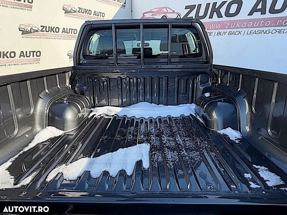 Toyota Hilux - 7