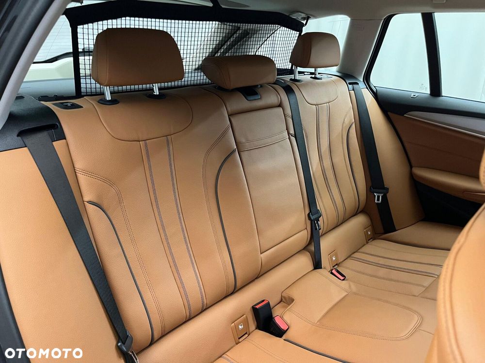 BMW Seria 5 520d xDrive mHEV sport - 37