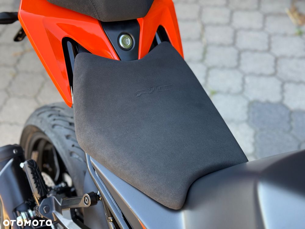 KTM RC 125 - 17