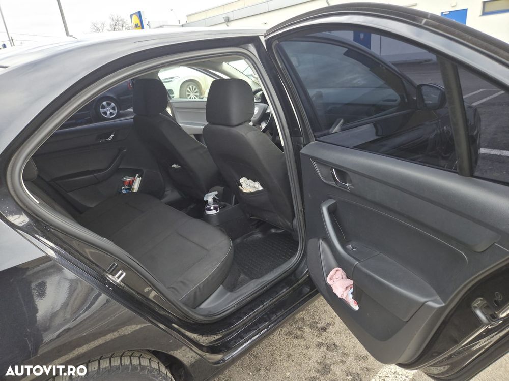 Skoda RAPID 1.6 TDI Elegance - 15