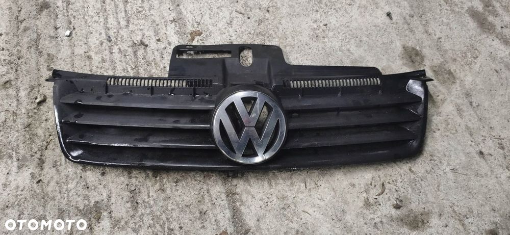 KR GRILL ATRAPA VW POLO IV 9N 01- 6Q0853651 - 3