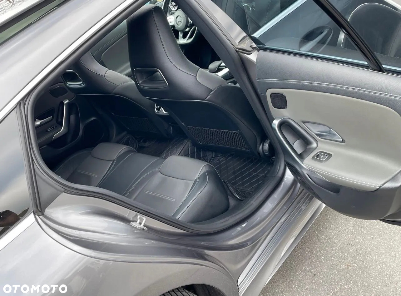 Mercedes-Benz CLA AMG 35 4-Matic 7G-DCT - 11