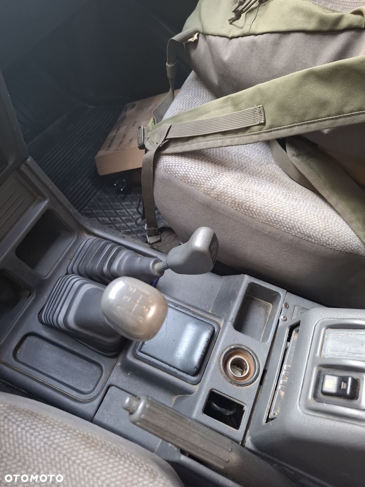 Mitsubishi Pajero - 6