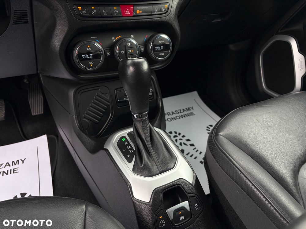 Jeep Renegade 1.4 MultiAir DSG Limited - 14