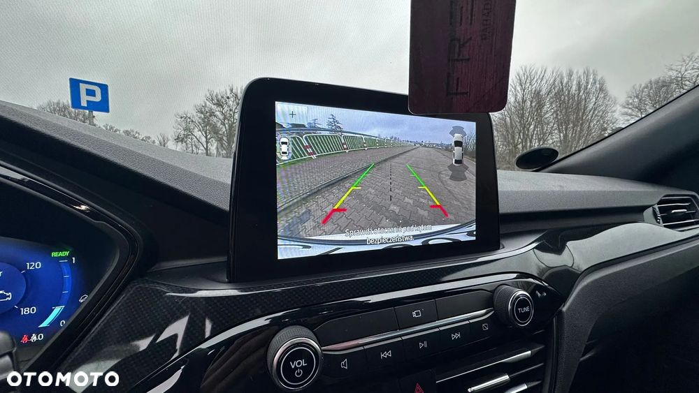 Ford Kuga 2.5 Duratec PHEV ST-LINE X - 34