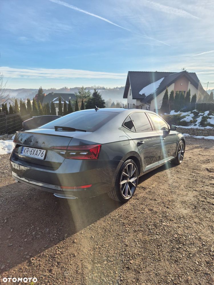 Skoda Superb 2.0 TSI Sportline DSG - 6