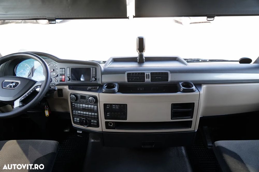 MAN TGX 18.510 / XLX / RETARDER / NAVI - 32