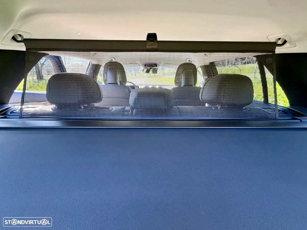 Mercedes-Benz C 300 - 25