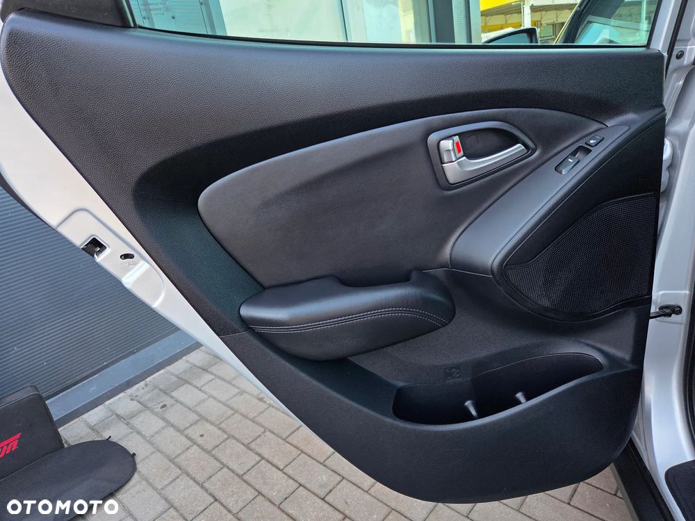 Hyundai ix35 2.0 2WD Comfort - 23