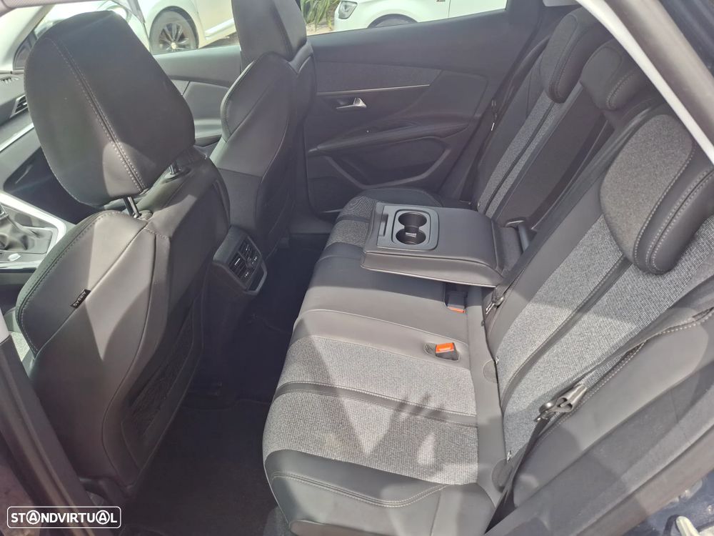 Peugeot 3008 PureTech 130 Stop & Start Allure - 21