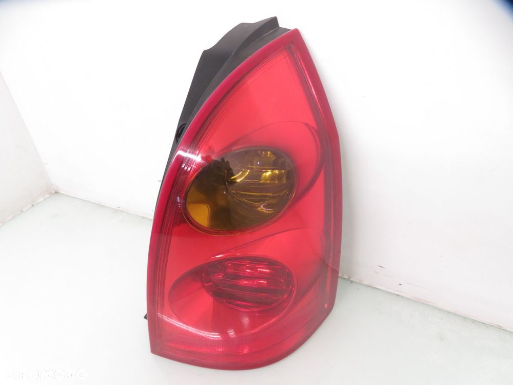 LAMPA PRAWA TYLNA NISSAN PRIMERA P12 KOMBI - 8