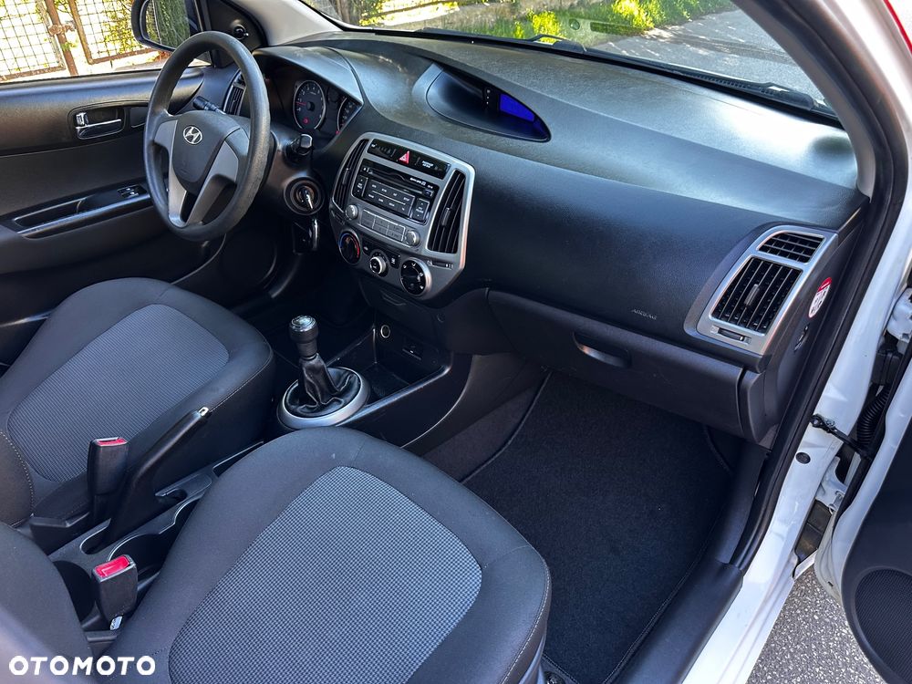 Hyundai i20 1.25 Wersja Jubileuszowa - 21