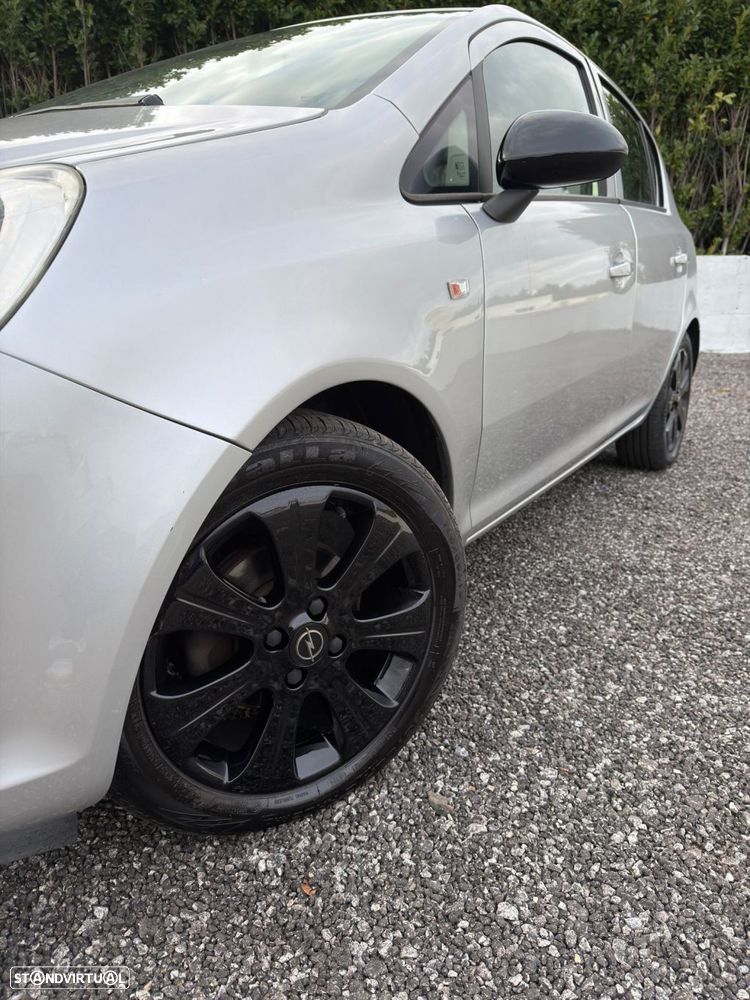 Opel Corsa 1.3 CDTi Enjoy - 21