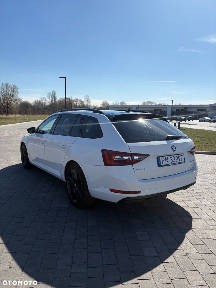 Skoda Superb 2.0 TDI 4x4 Style DSG - 26