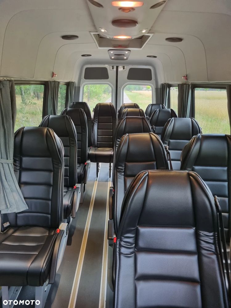 Volkswagen Crafter - 12