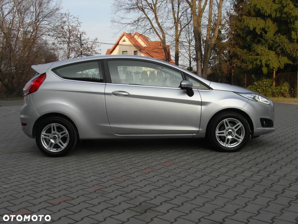 Ford Fiesta 1.6 Ti-VCT Titanium - 11