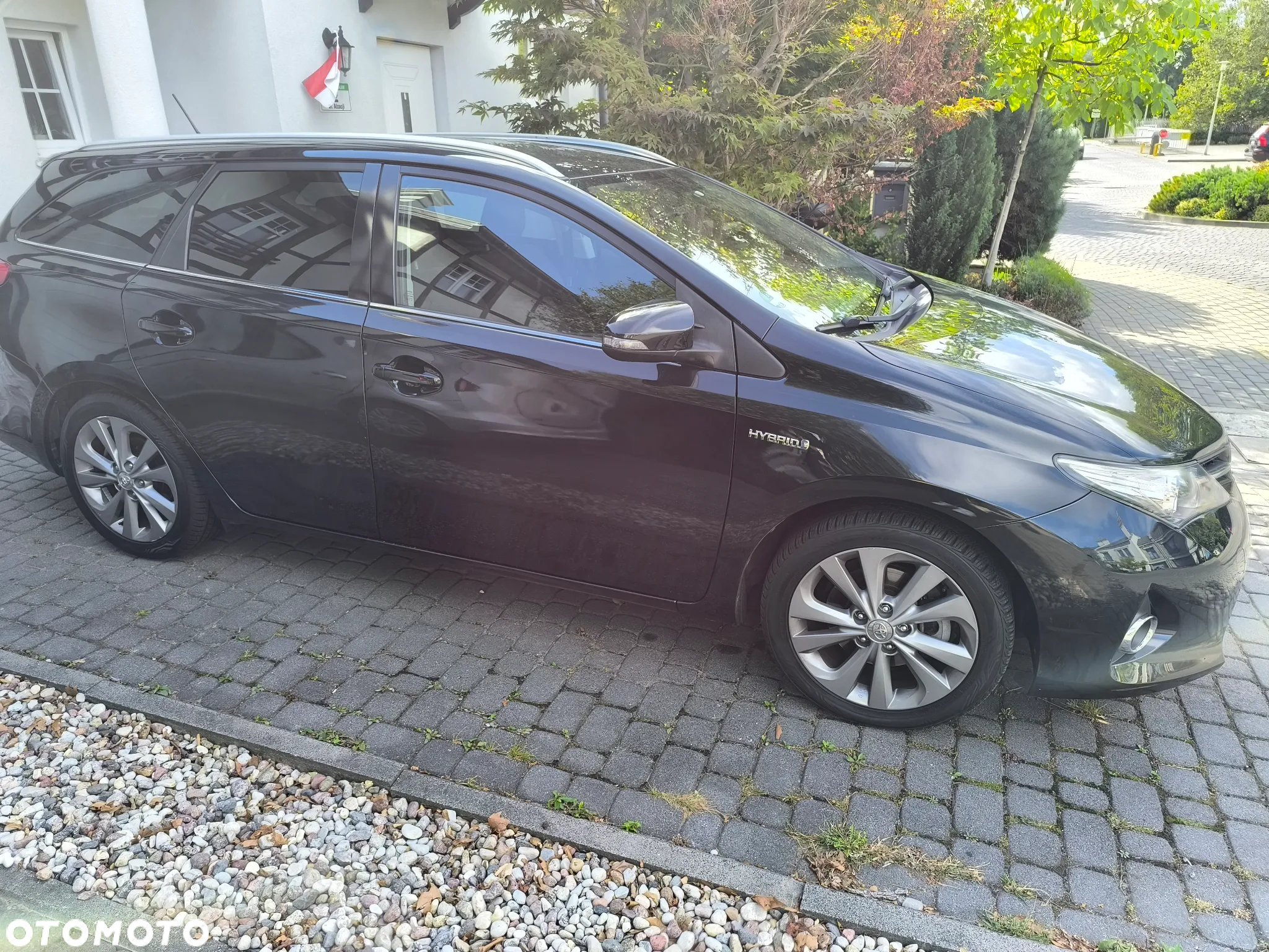 Toyota Auris 1.8 HSD Luna - 2