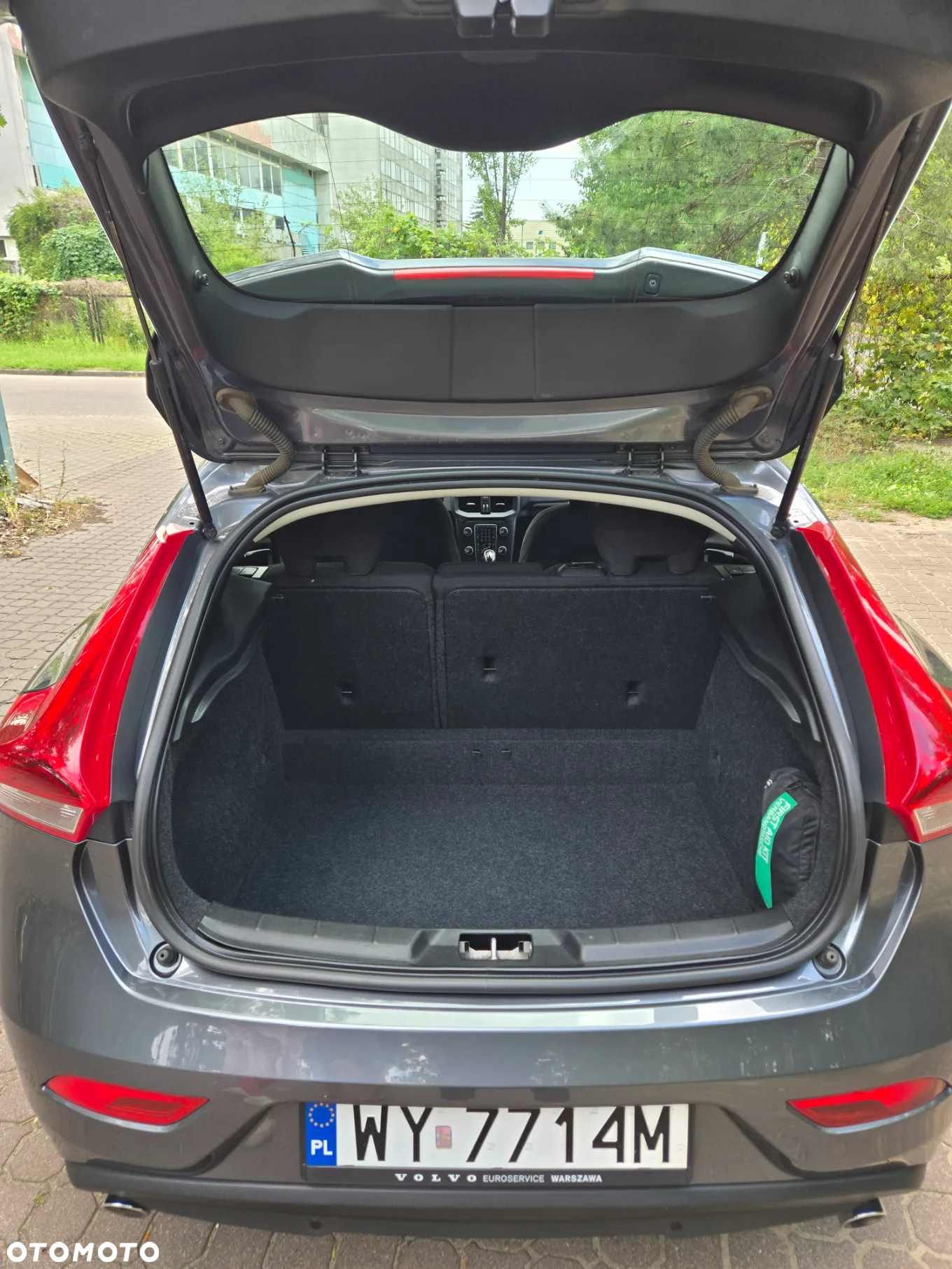 Volvo V40 D3 Kinetic - 8