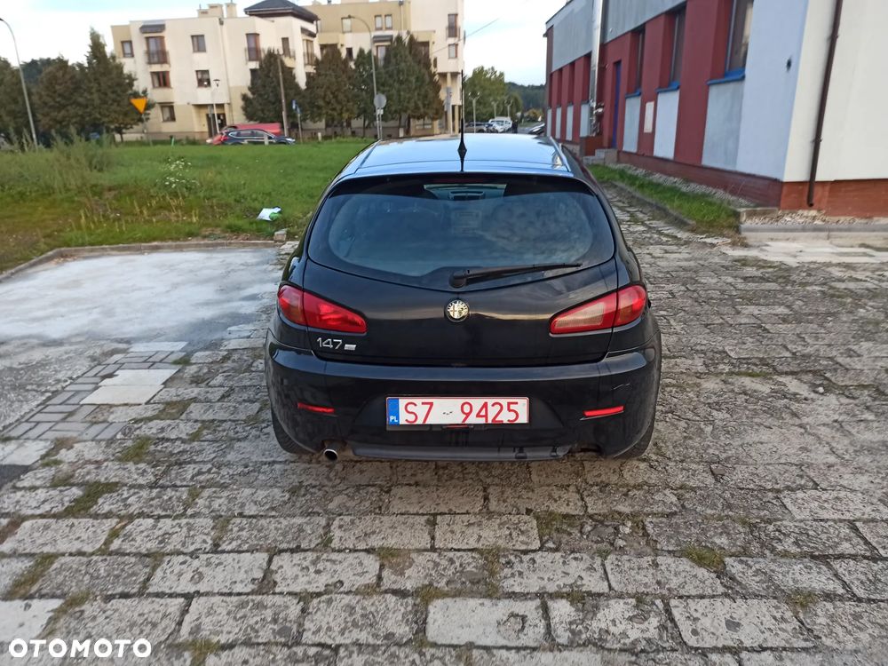 Alfa Romeo 147 - 7