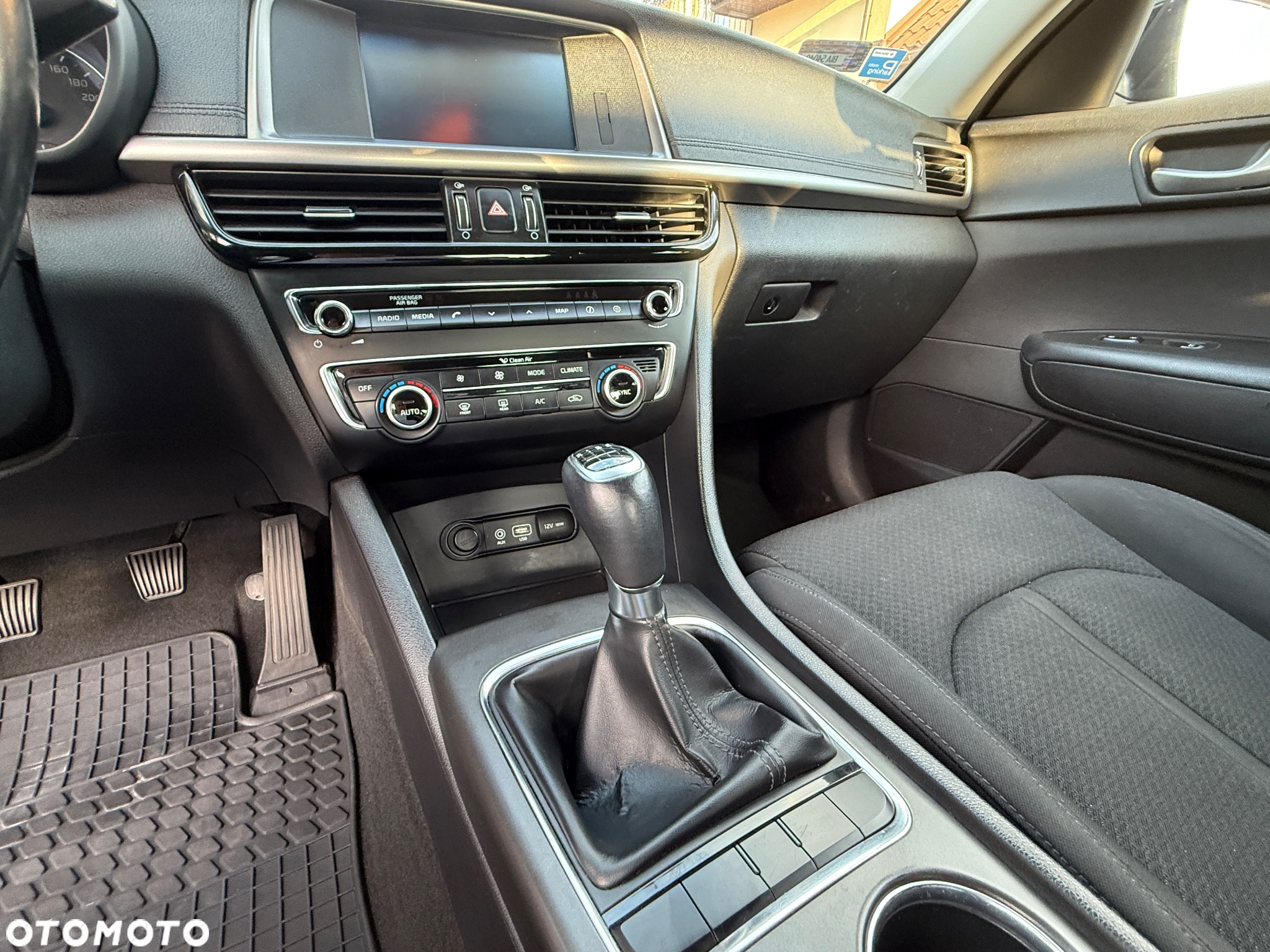 Kia Optima 1.7 CRDI M - 9